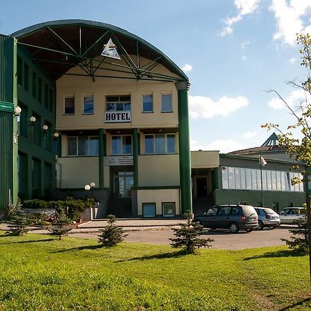 Vaivorykste Hotel Siauliai  Ngoại thất bức ảnh