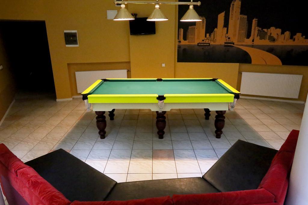 Vaivorykste Hotel Siauliai  Ngoại thất bức ảnh