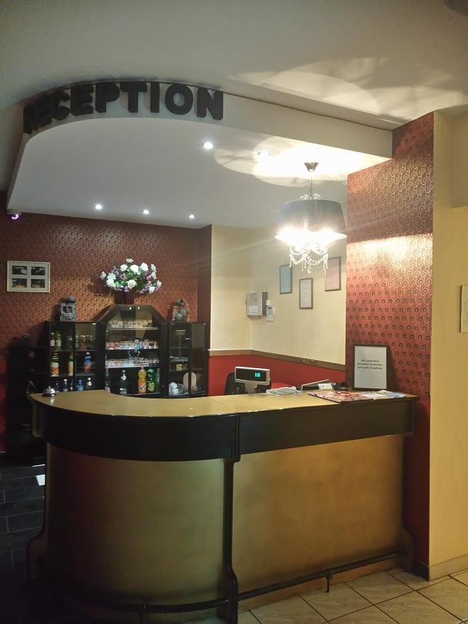 Vaivorykste Hotel Siauliai  Ngoại thất bức ảnh