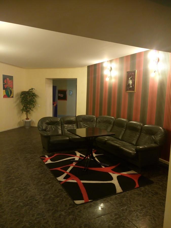 Vaivorykste Hotel Siauliai  Ngoại thất bức ảnh