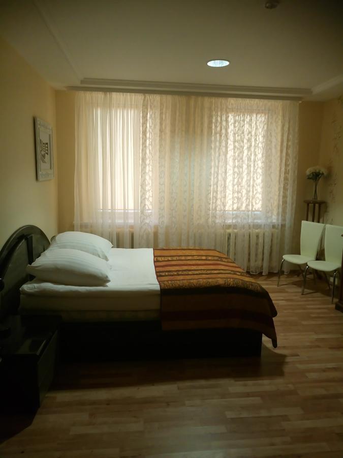 Vaivorykste Hotel Siauliai  Ngoại thất bức ảnh